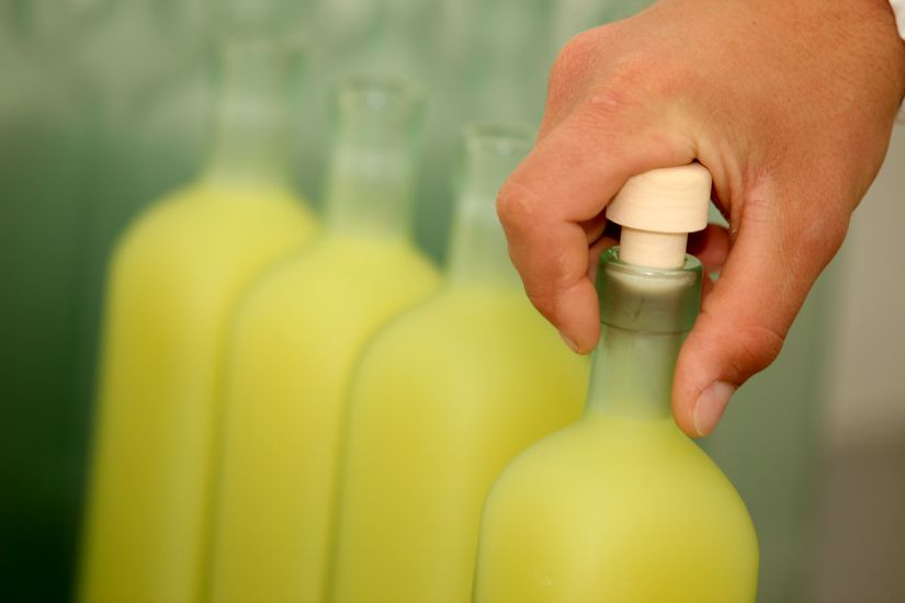 Limoncello & Tradizione: Degustazione e Corso di Preparazione-4